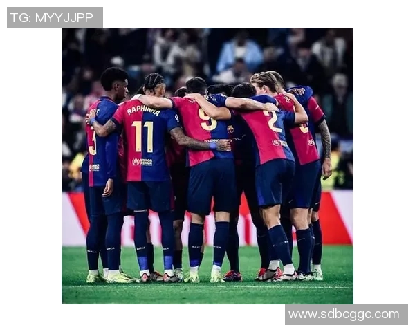 巴萨后防再添新忧，赫拉德·马丁练习缺席引重视